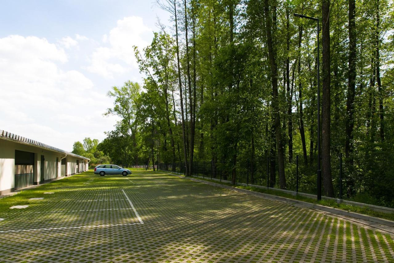 Tree&Lake Apartament Warszawa Zabki Exterior photo
